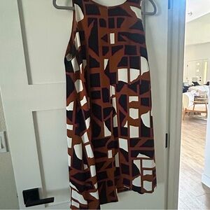 Bold Geometric Print Dress -10